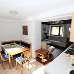 Fuchsbau-top 2 By Interhome 公寓 Grünau im Almtal